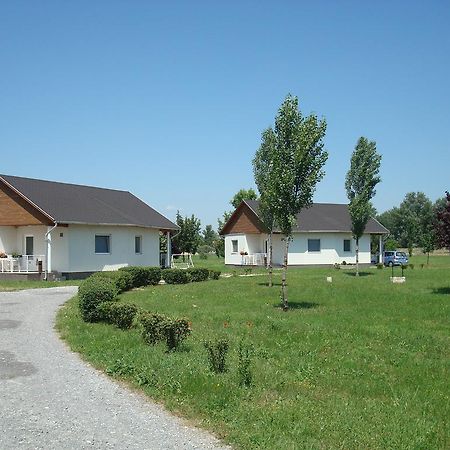 Termal Kemping Apartmanok Tiszaújváros Zewnętrze zdjęcie