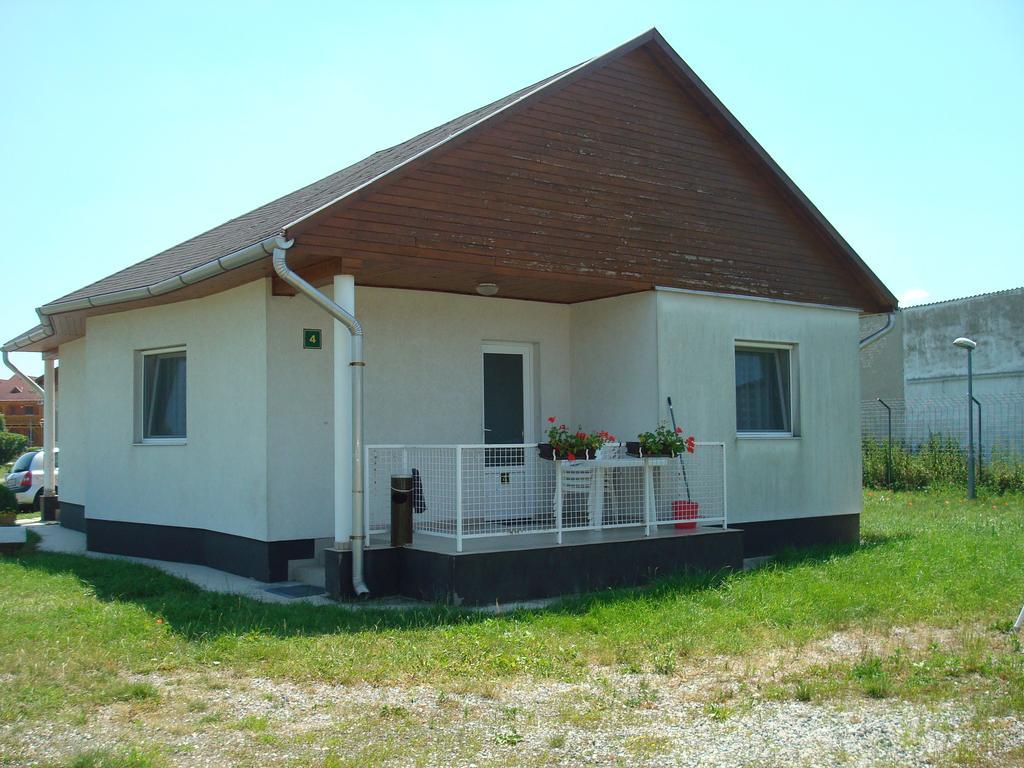 Termal Kemping Apartmanok Tiszaújváros Zewnętrze zdjęcie