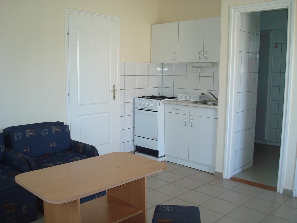 Termal Kemping Apartmanok Tiszaújváros Pokój zdjęcie